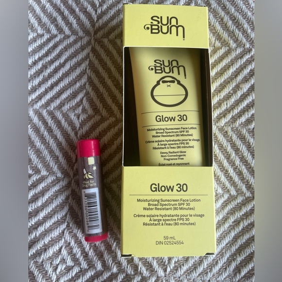 Sun Bum Sunscreen Lip Balm SPF 30 Watermelon & SPF 30 Glow Sunscreen Face Lotion - Picture 3 of 4